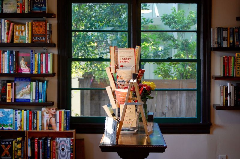 Itinerant Literate Bookstop
