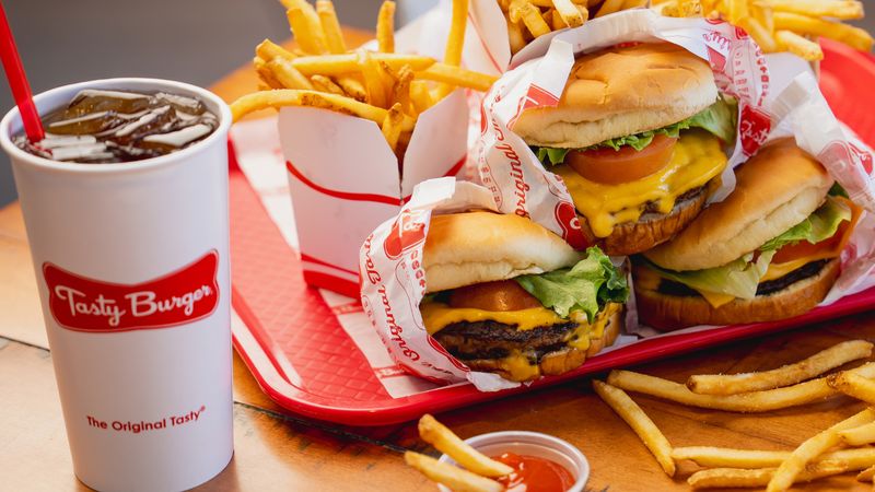 Tasty Burger &ndash; Fenway