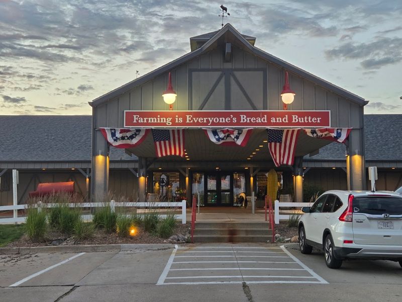 The Iowa Machine Shed Restaurant