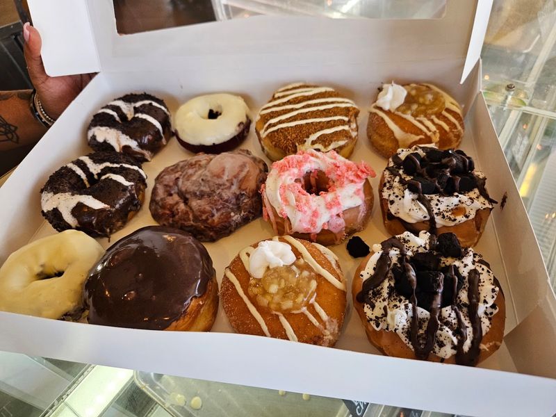 The Donut Guy Sandhill - Columbia, Richland County