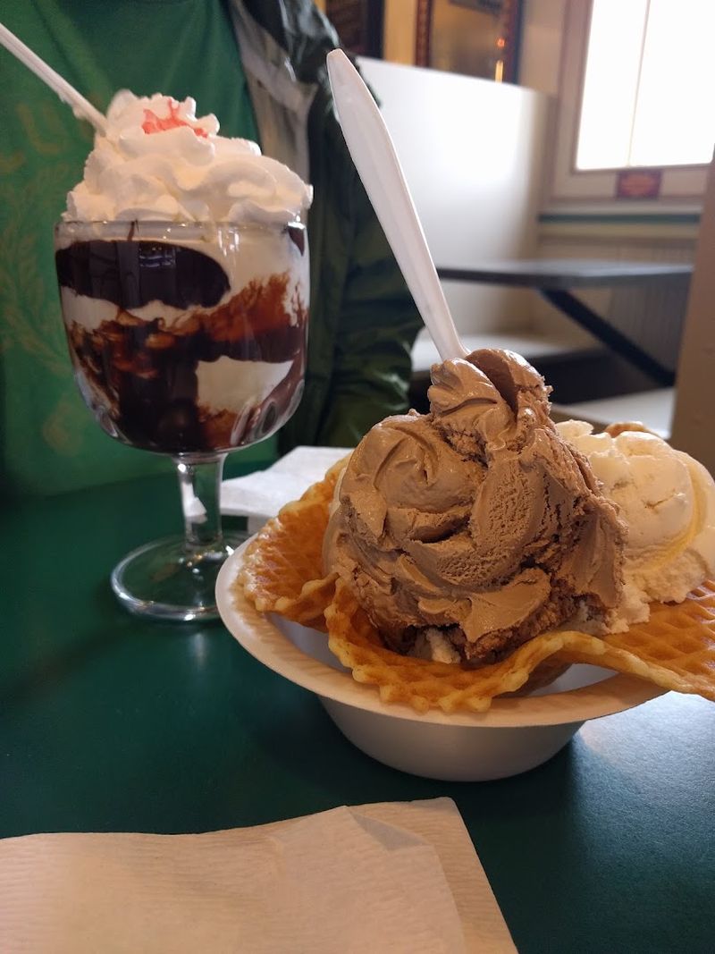 Strasburg Creamery - Strasburg, Lancaster County