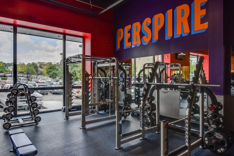 Crunch Fitness (Village District) - Raleigh