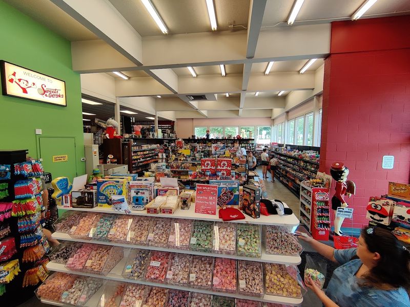Sweets and Geeks (Medina)