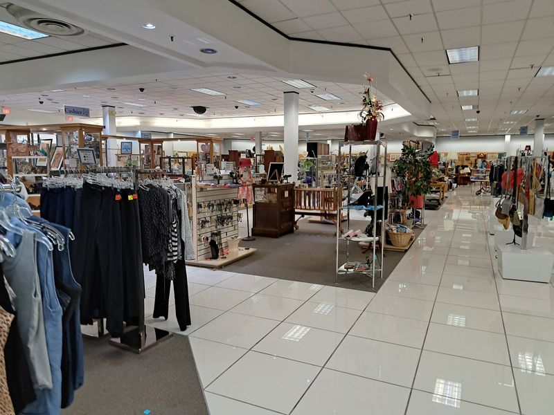 Blue Ridge Hospice Thrift Shop (Front Royal)