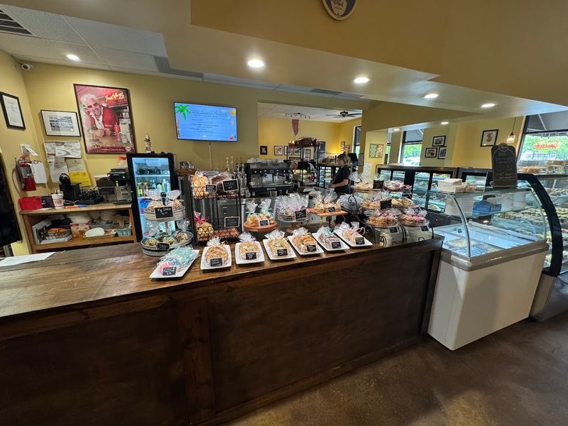 Rigoletto Italian Bakery & Cafe - Virginia Beach