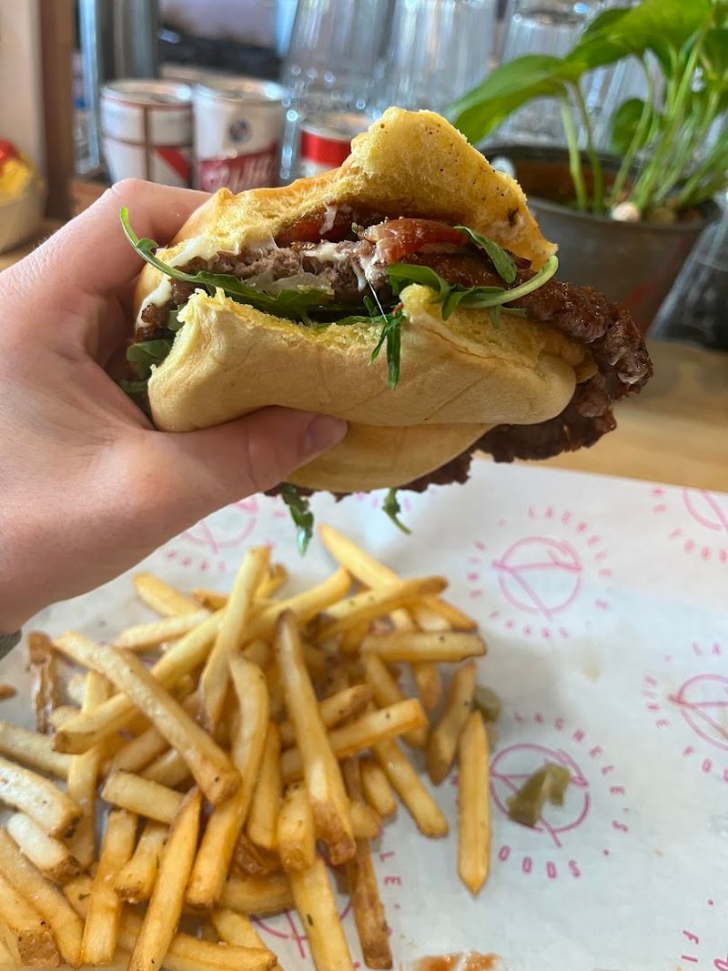 Lachele's Fine Foods — Des Moines