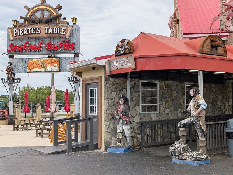 Pirate's Table Calabash Seafood Buffet - Surfside Beach