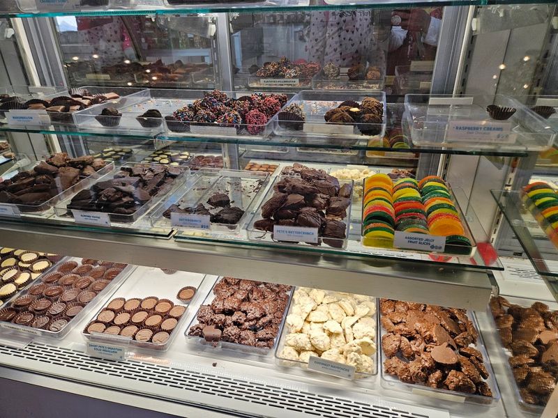 Sweet Pete's Candy - Jacksonville