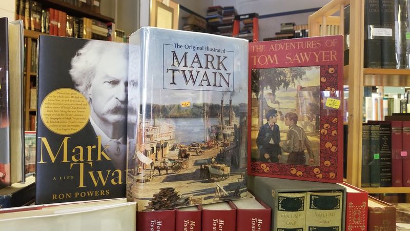 Rivertown Fine Books - Waukon, Allamakee County