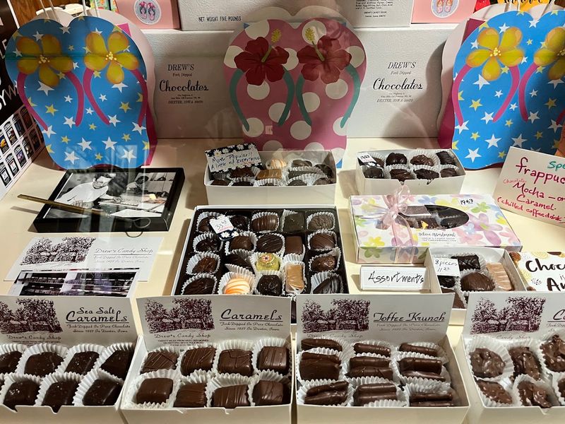 Drew's Chocolates, Prairie City, Jasper County