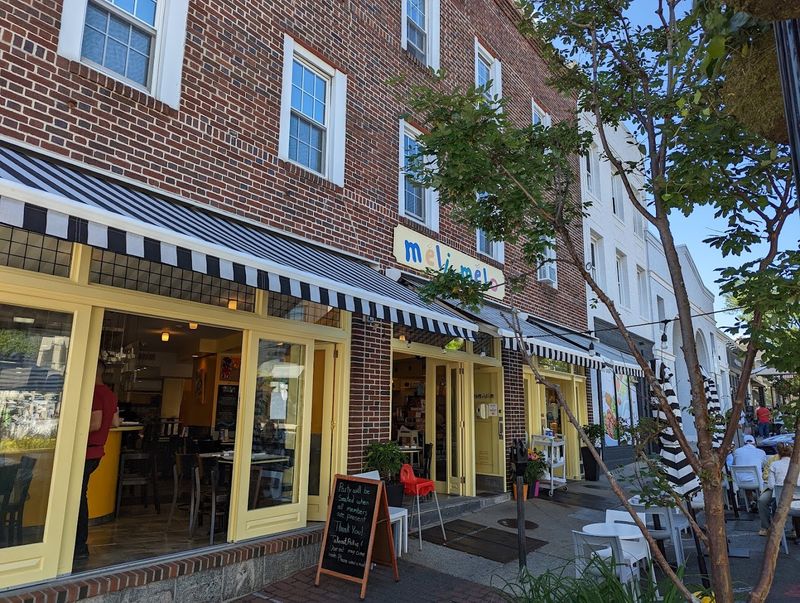 Meli-Melo — Greenwich, Connecticut