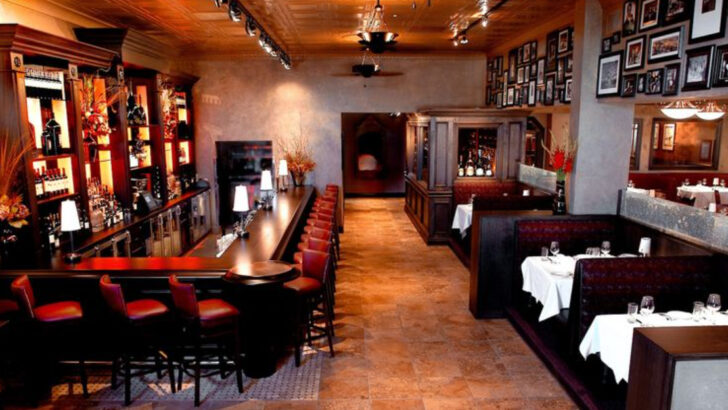 Classic Chophouse Dining Still Thrives At This Longtime Ohio Favorite Near Cleveland