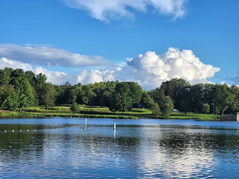Backbone Lake - Backbone State Park (Dundee)