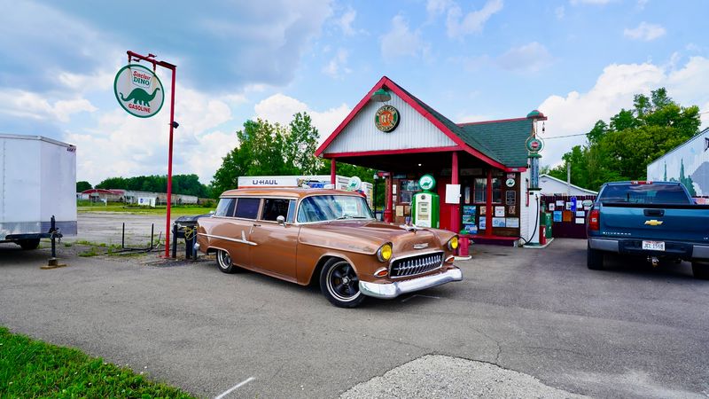 Carl's Gas Station Museum & 50's Memories