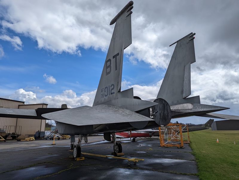 Air Heritage Flight Center - Beaver Falls