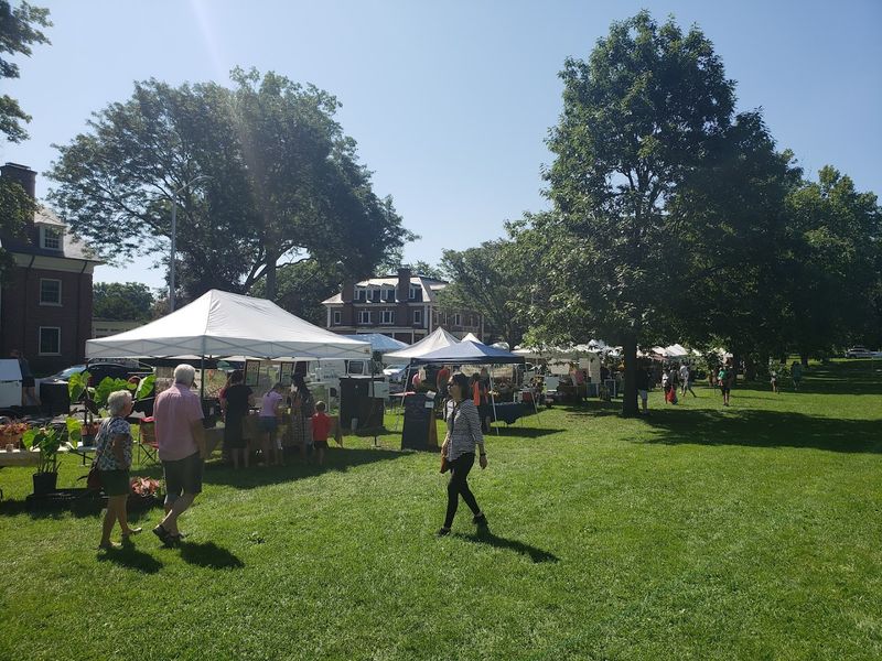 Amherst Farmers' Market