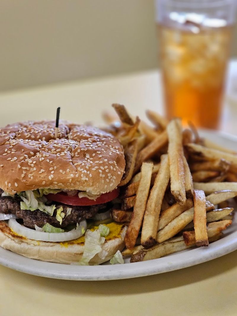 Burgers And Fries Worth The Detour
