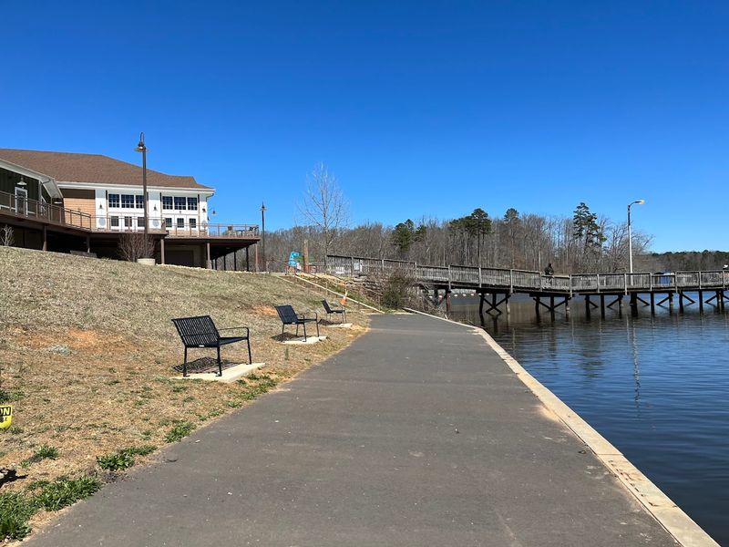 Salem Lake Trail