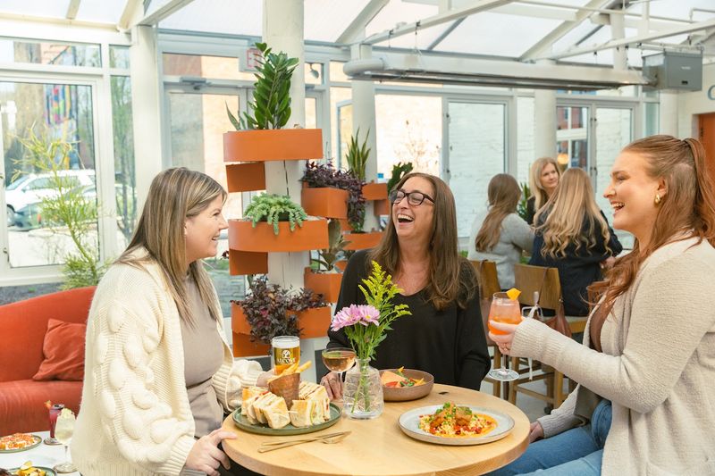 Why Alcove-OTR Is Perfect for Brunch, Date Nights, and Special Occasions
