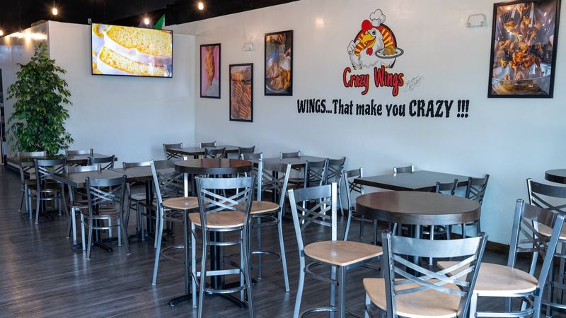 Crazy Wings - Two Notch - Columbia