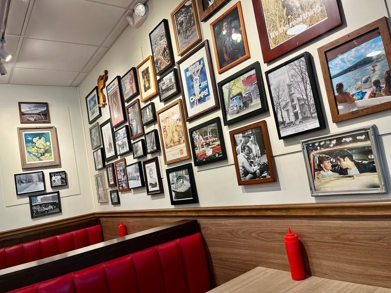 Bill's Drive-In - Monroe