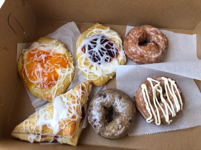 Johan's Pastry Shop, Petoskey, Emmet County