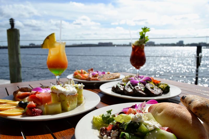 Riverhouse Waterfront Restaurant, Palmetto, Manatee County