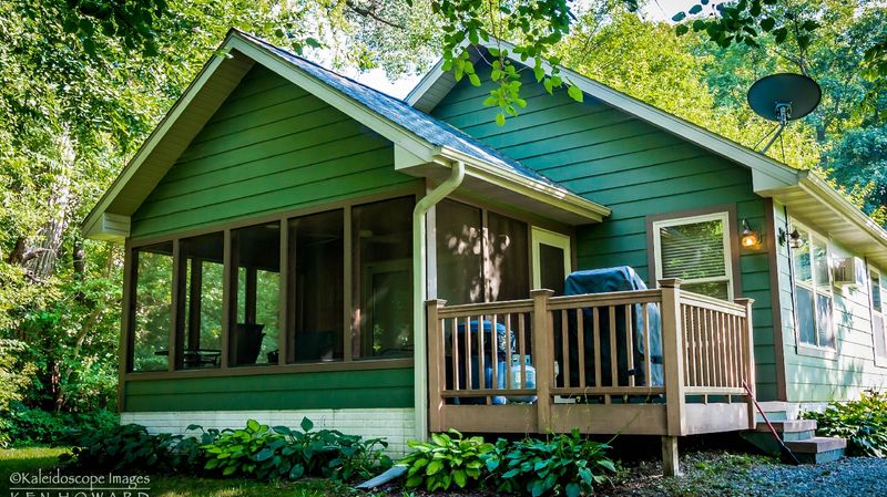 Horn&rsquo;s Ferry Hideaway Cabins