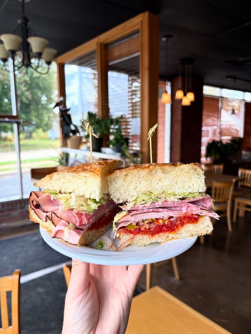Café Allez - Cedar Rapids