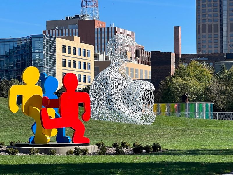 Pappajohn Sculpture Park – Des Moines