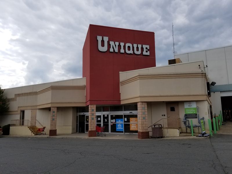 Unique Thrift (Falls Church)