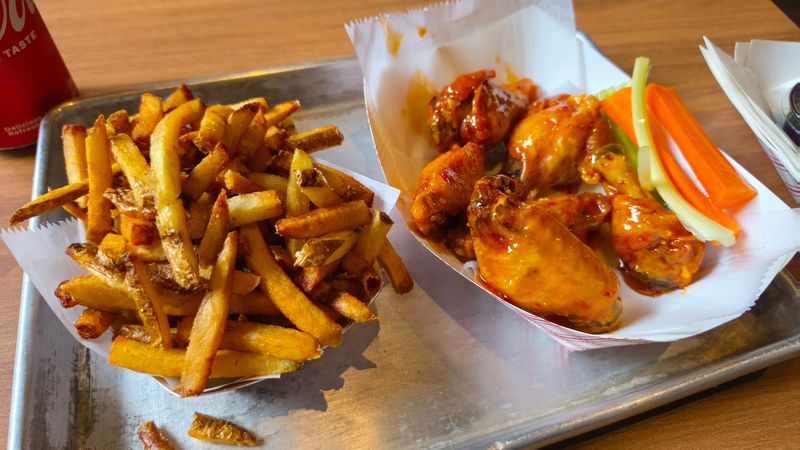 Dan & John&rsquo;s Wings - New York City