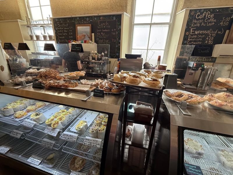 Eileen's Bakery & Café - Fredericksburg