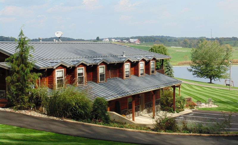 Sojourner's Lodge & Cabin Suites