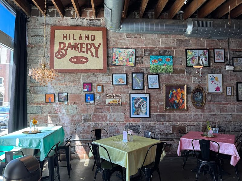 ChaCha’s Hiland Bakery - Des Moines