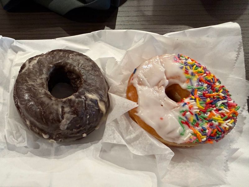 Peter Pan Donut and Pastry Shop - Brooklyn, Kings County