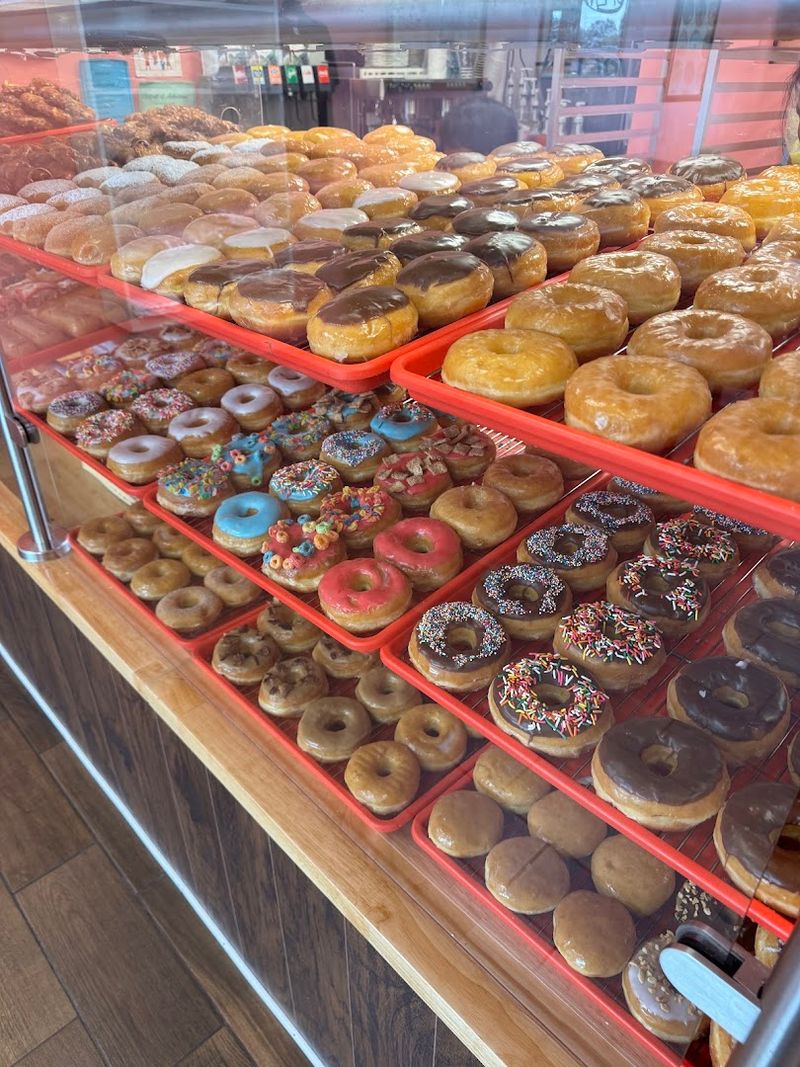 Big Apple Donuts & Cafe - Taylors