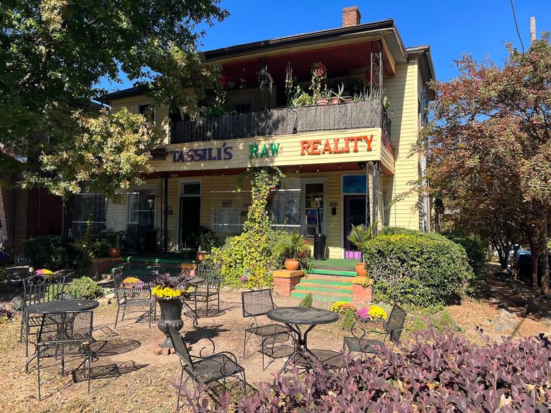 Tassili's Raw Reality Café (Atlanta)