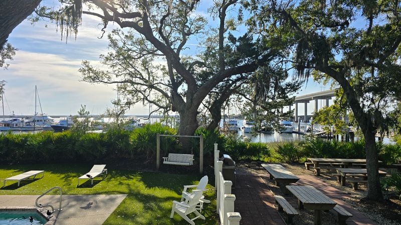 Zachry's Riverhouse (No Reservations)