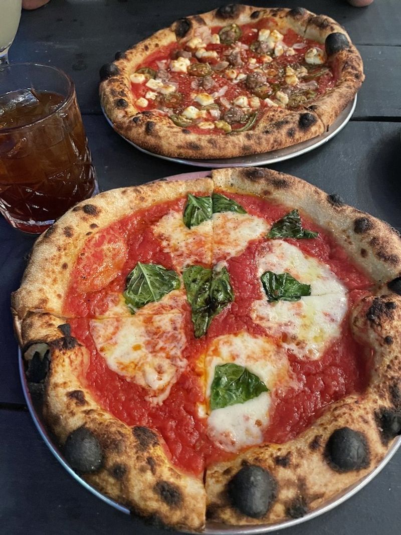 Renzo &ndash; Charleston, SC