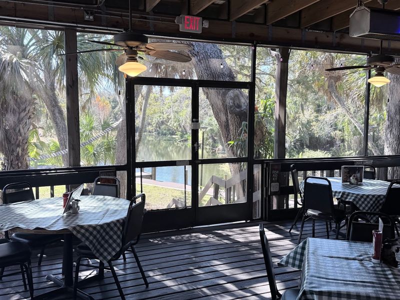 Linger Lodge Restaurant & Bar - Bradenton