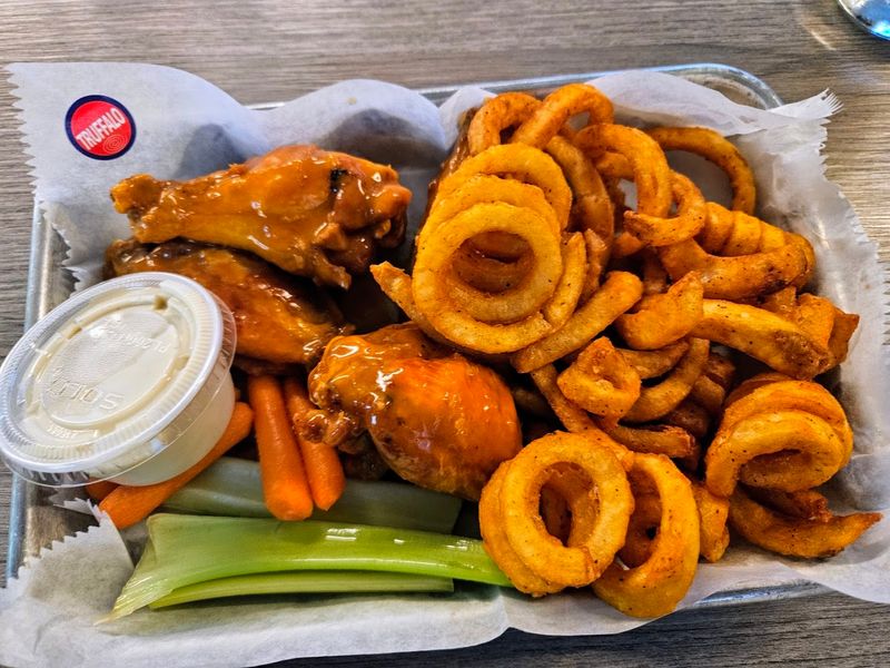 Sliders Grill & Bar - Plainville