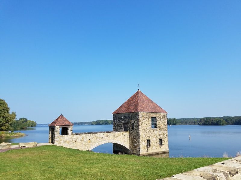 Jamestown - Pymatuning Reservoir