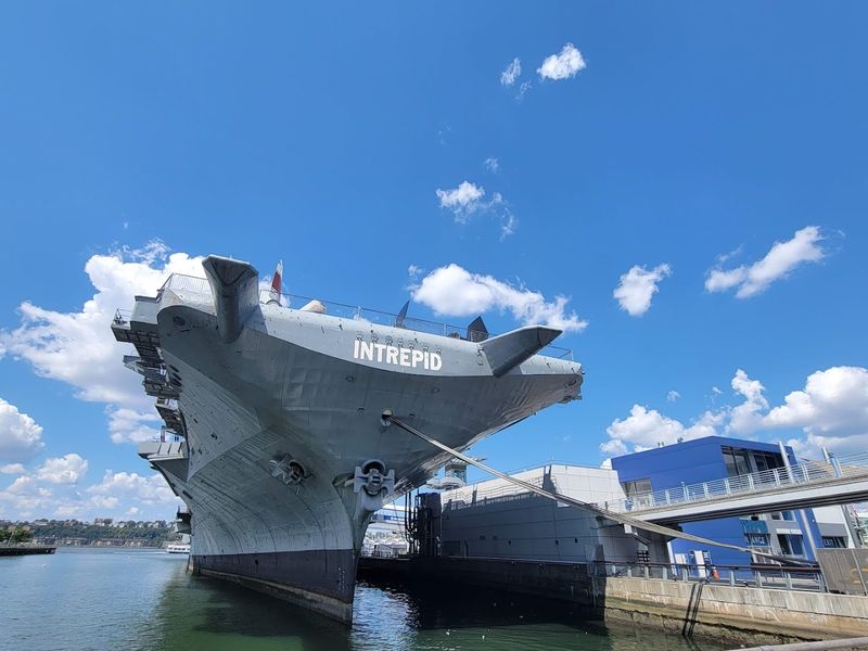 Intrepid Sea, Air & Space Museum - New York