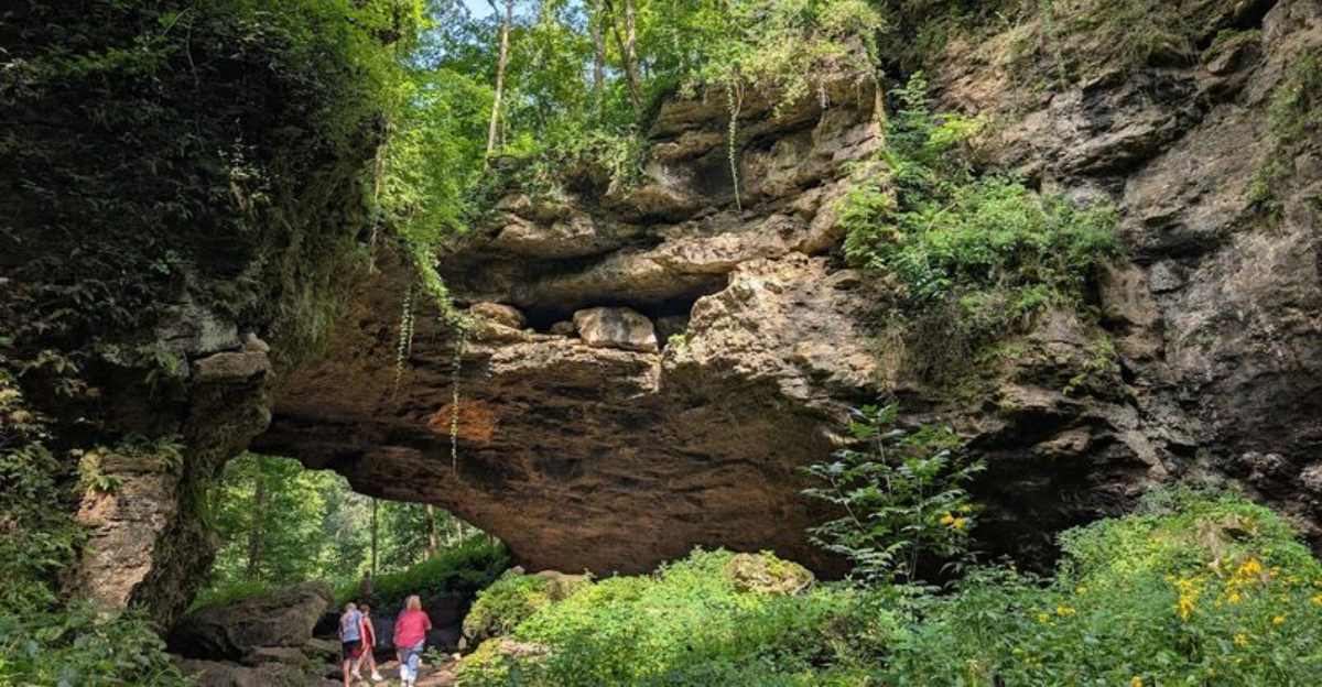 Every Step Was Worth It on These 12 Iowa Cave Hiking Trails