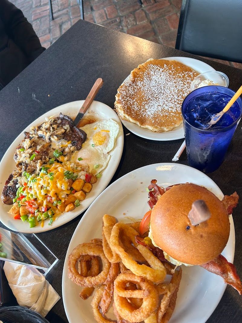 The City Has a Diverse Food and Cultural Scene