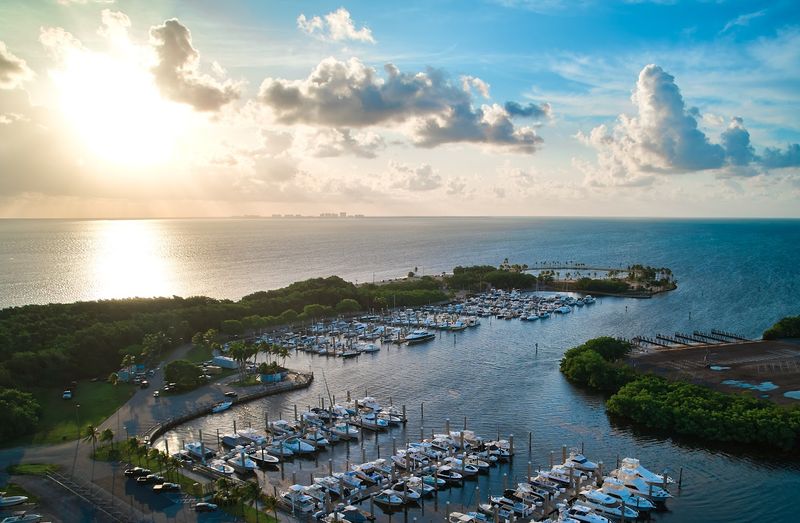 The Full-Service Marina and Boating Scene