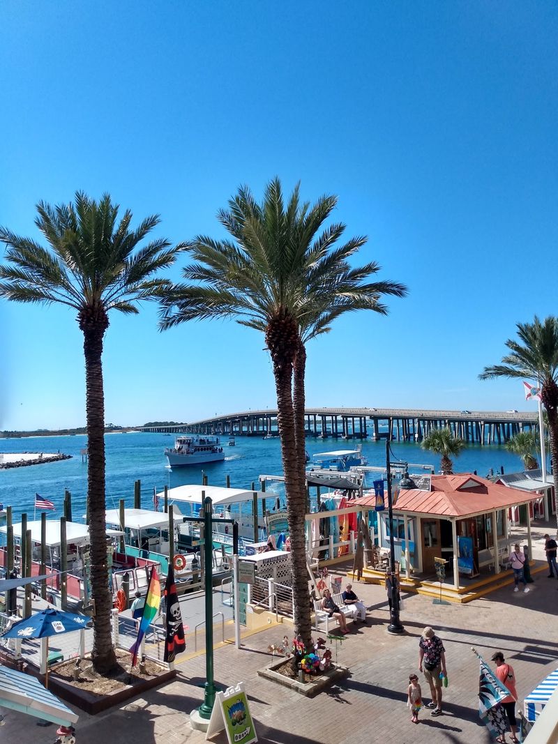 Destin