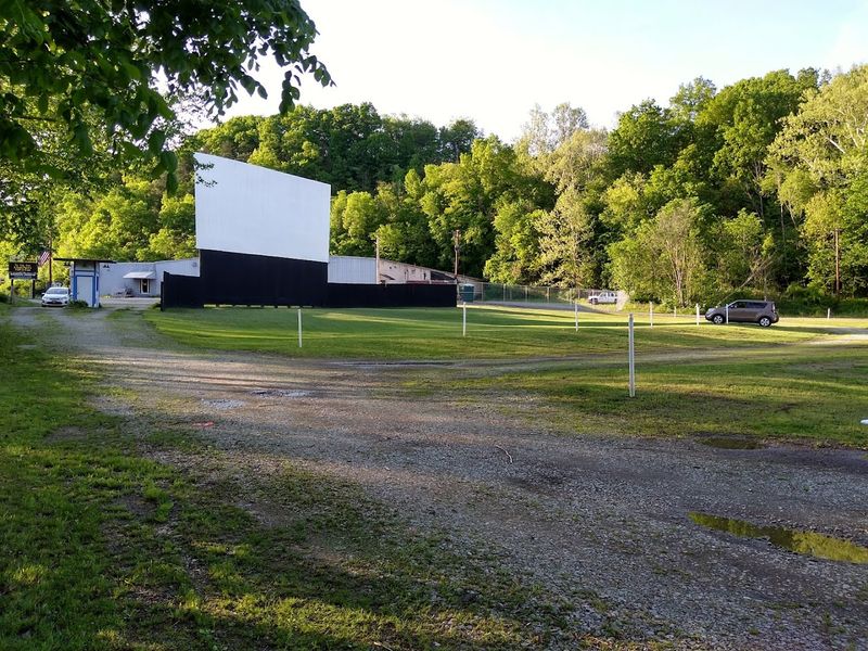 Riverside Drive-In - Vandergrift, Pennsylvania