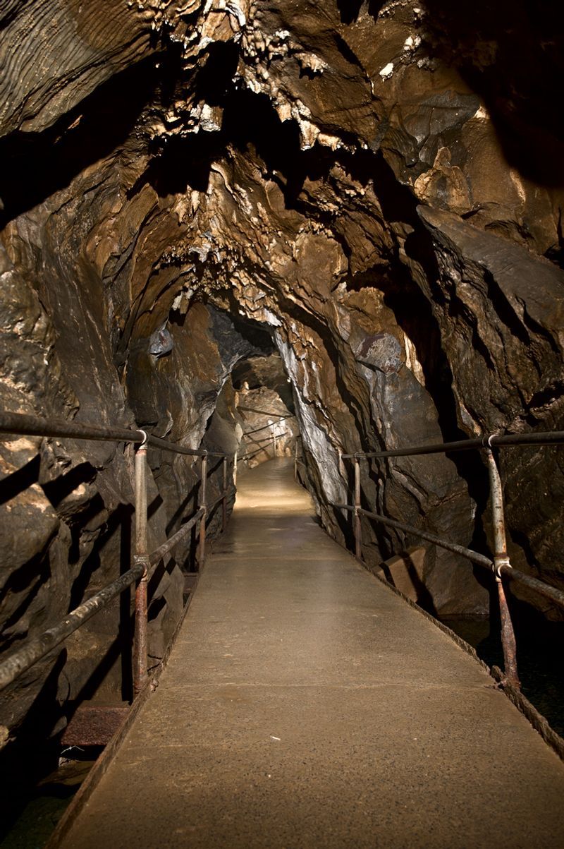 Slip Underground at Lost River Caverns